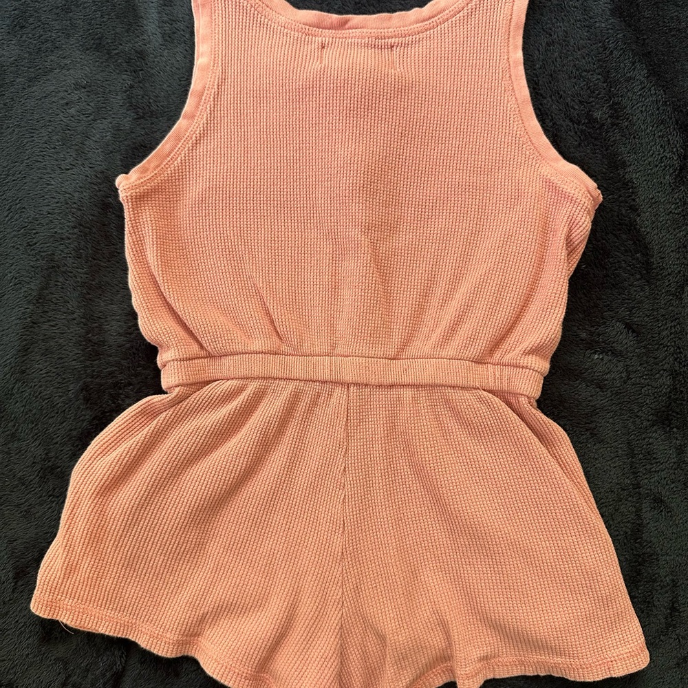Old Navy Kids Coral Romper - Picture 2 of 3